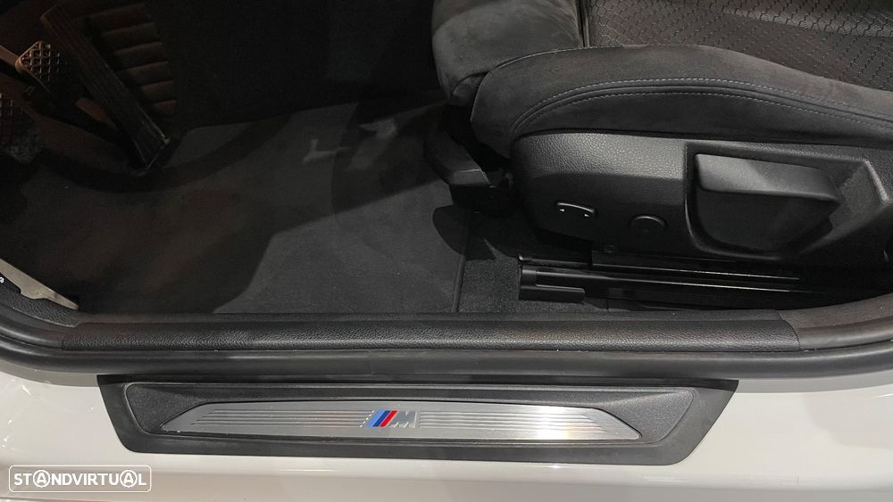 BMW 120 d Pack M - 22