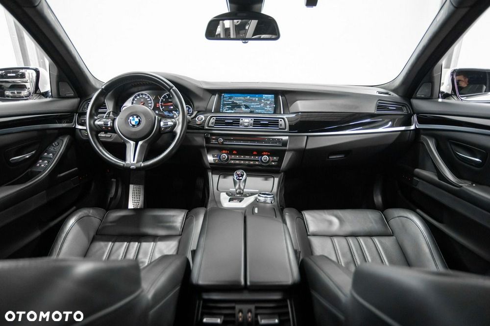 BMW M5 DKG - 23