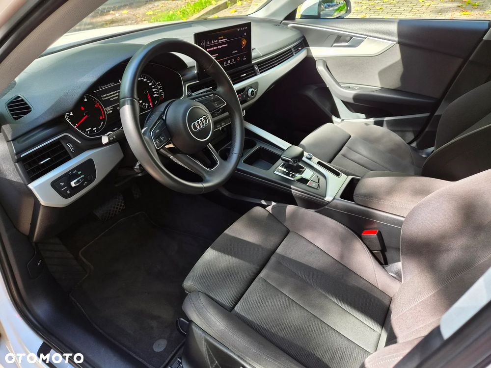 Audi A4 Limousine 35 TDI mHEV Advanced S tronic - 33