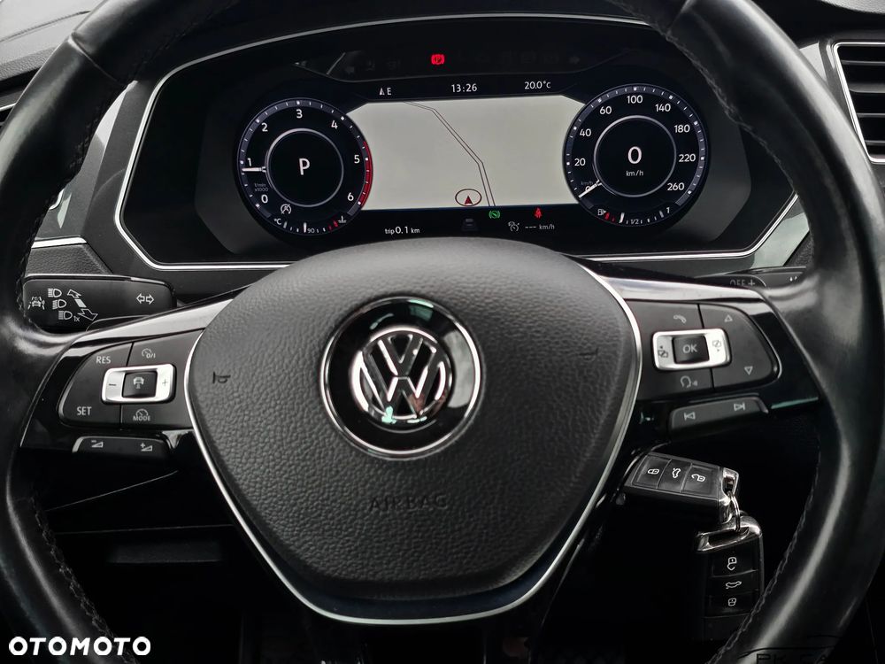 Volkswagen Tiguan 2.0 TDI SCR 4MOTION DSG Highline - 29