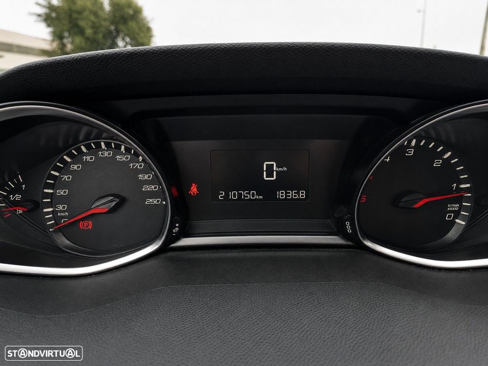 Peugeot 308 - 17