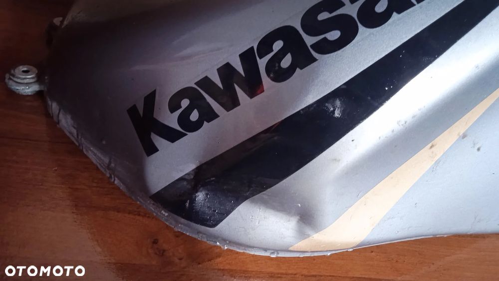Na części Kawasaki Ninja ZX600G/H967 ZX6R silnik skrzynia rozrusznik alternator bak rama lagi amortyzator kolektor - 23