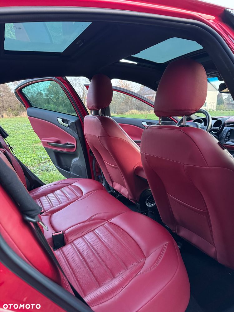 Alfa Romeo Giulietta 1750 TBi QV TCT - 19