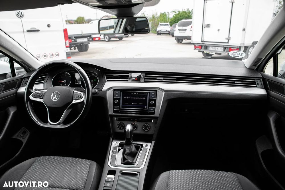 Volkswagen Passat 2.0 TDI DSG Comfortline - 22