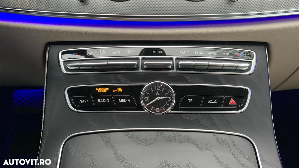 Mercedes-Benz E - 22