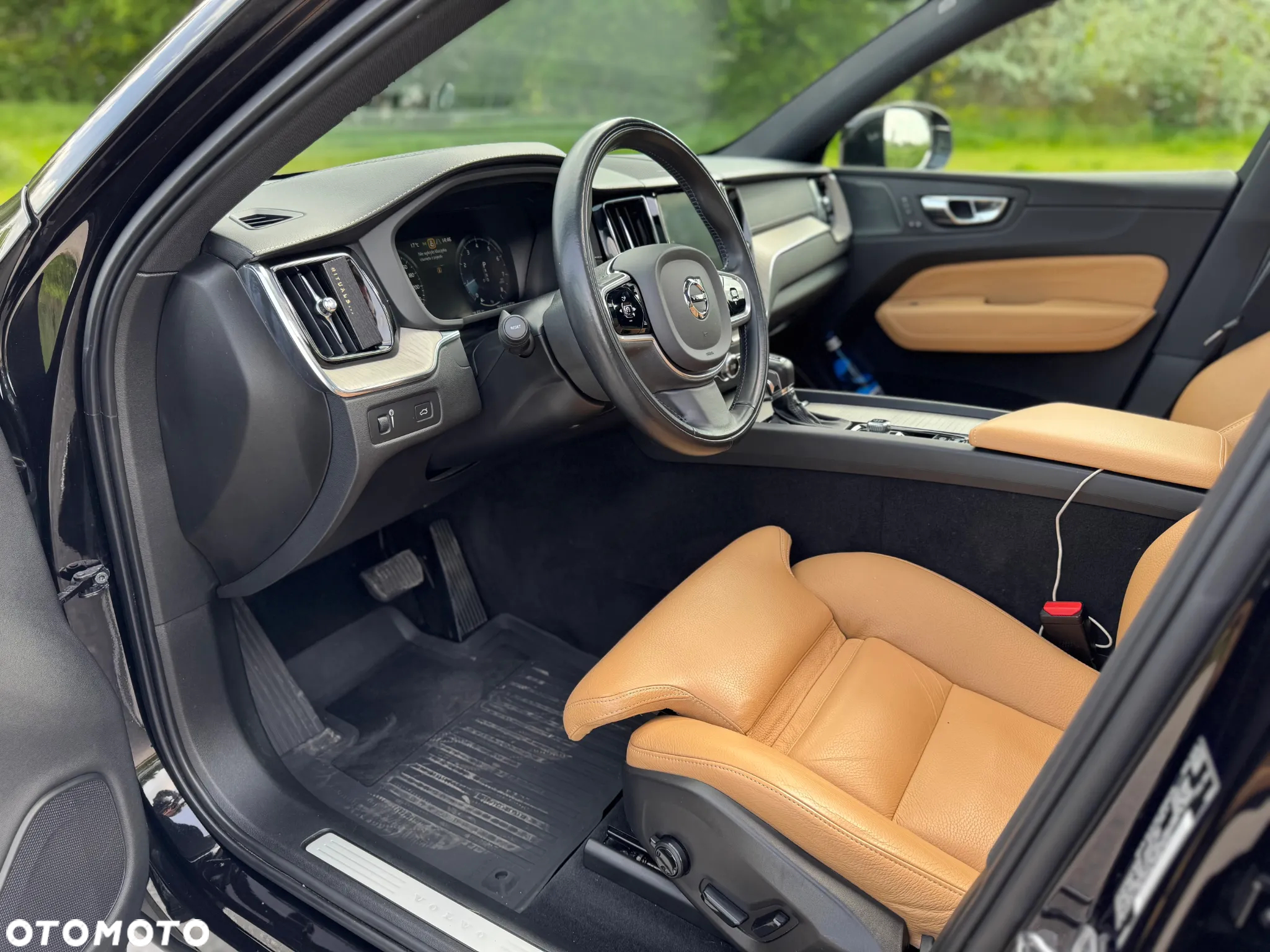 Volvo XC 60 - 18