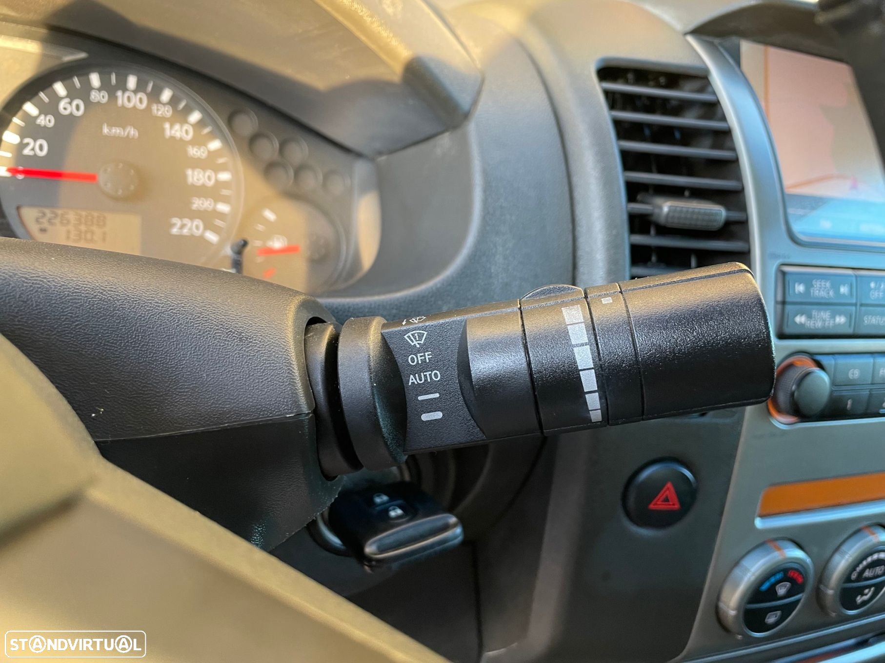 Nissan Navara 2.5 dCi CD LE - 25