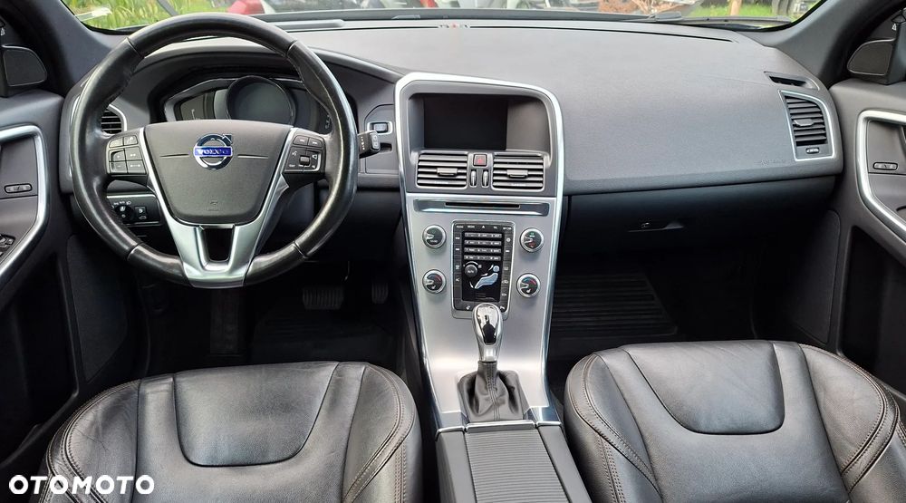 Volvo XC 60 D4 Geartronic Summum - 15