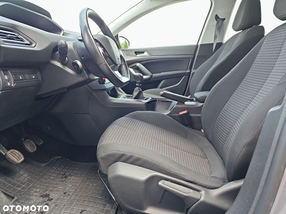 Peugeot 308 1.5 BlueHDi Active Pack S&S - 31