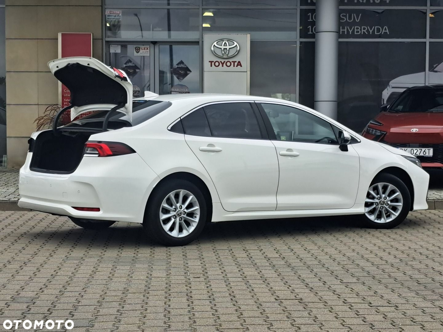 Toyota Corolla 1.8 Hybrid Comfort - 6