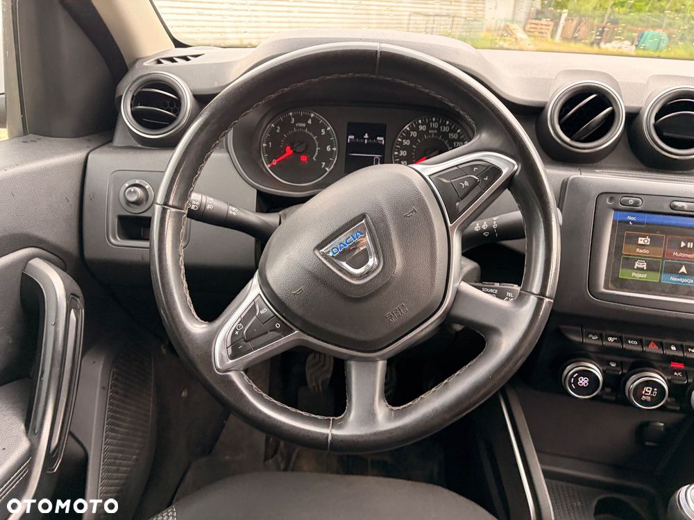 Dacia Duster 1.6 SCe Urban Explorer S&S - 14