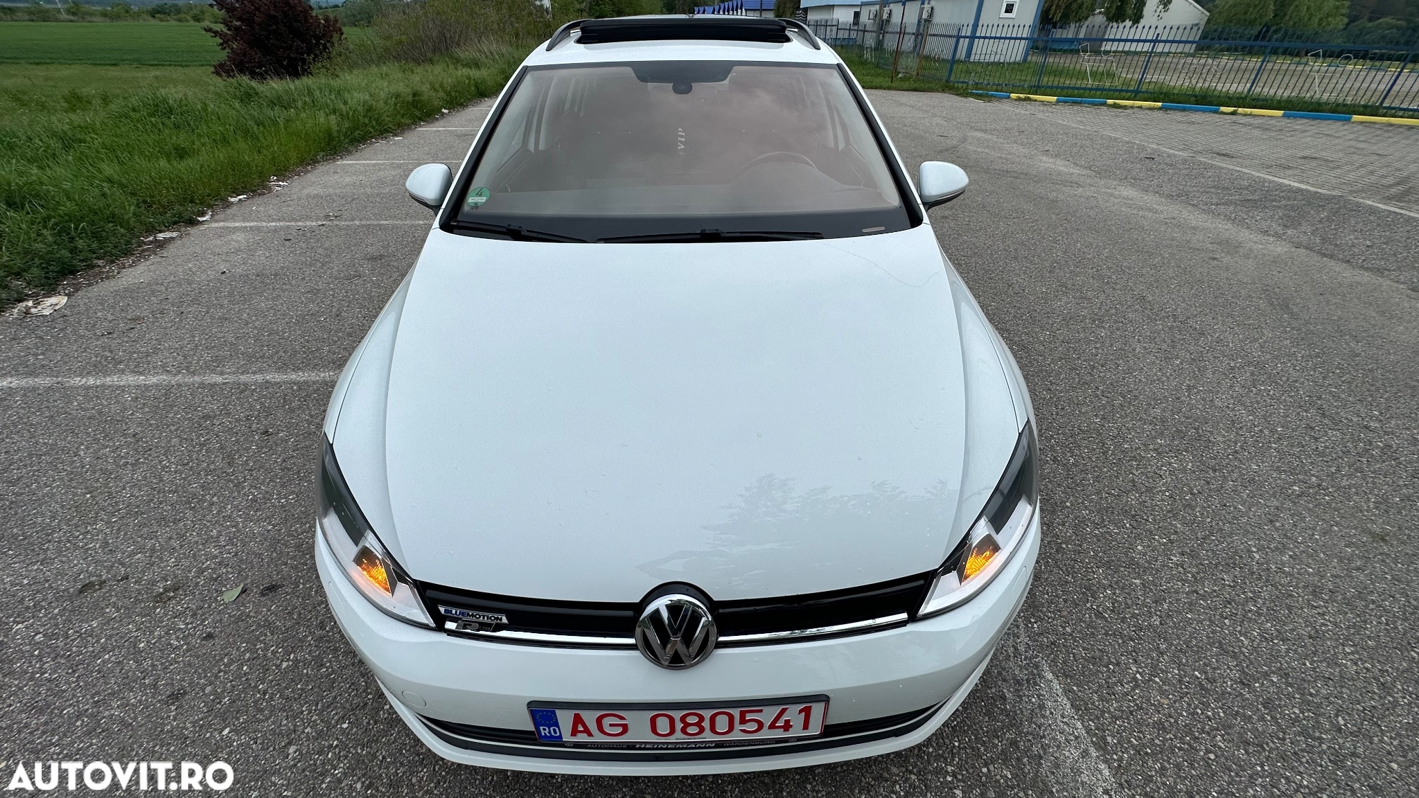 Volkswagen Golf 1.4 TSI BlueMotion Technology DSG Highline - 19