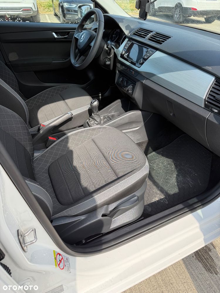 Skoda Fabia 1.0 Ambition - 9