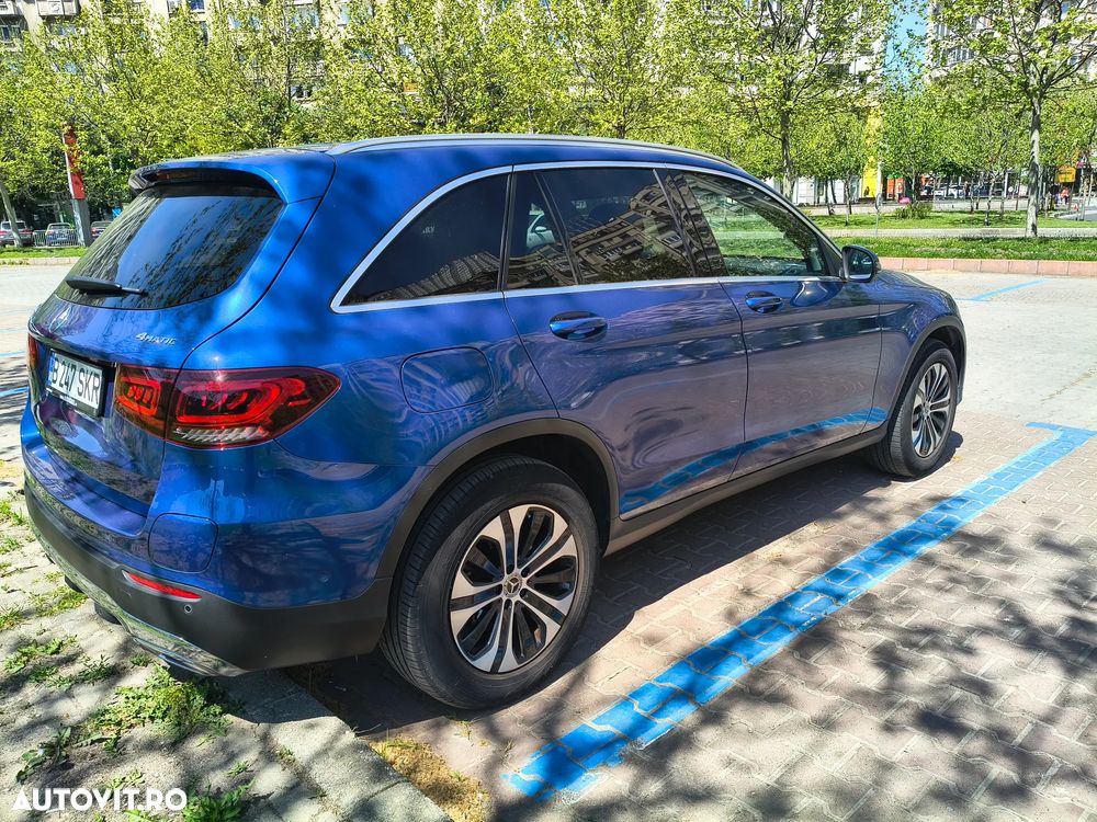 Mercedes-Benz GLC 300 e 4MATIC - 2