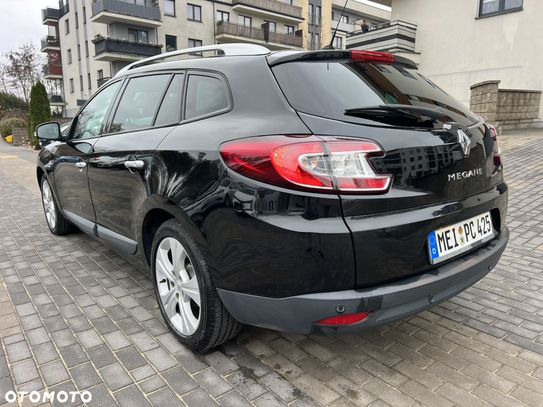 Renault Megane 2.0 16V Privilege CVT - 11