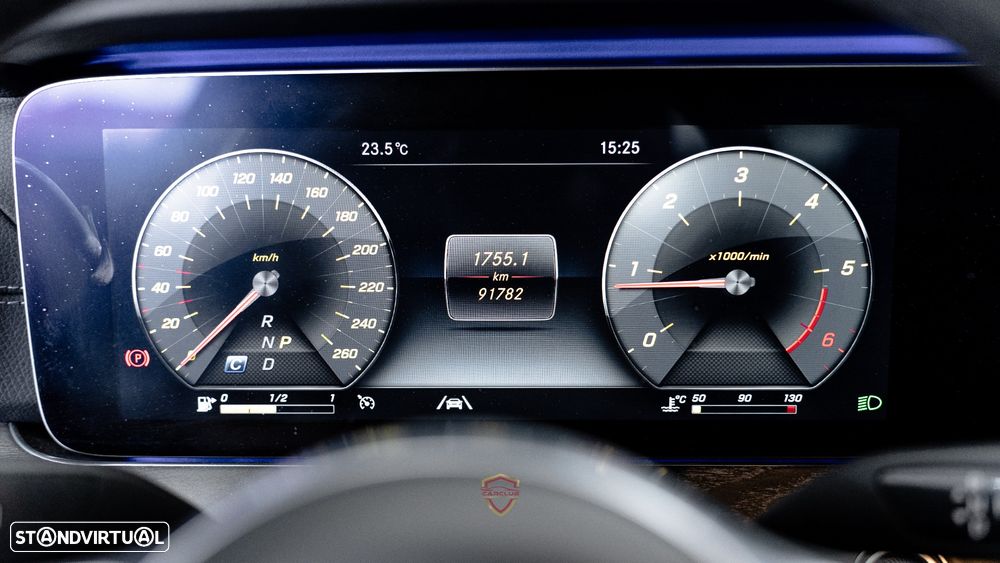 Mercedes-Benz CLS 220 d AMG Line - 22