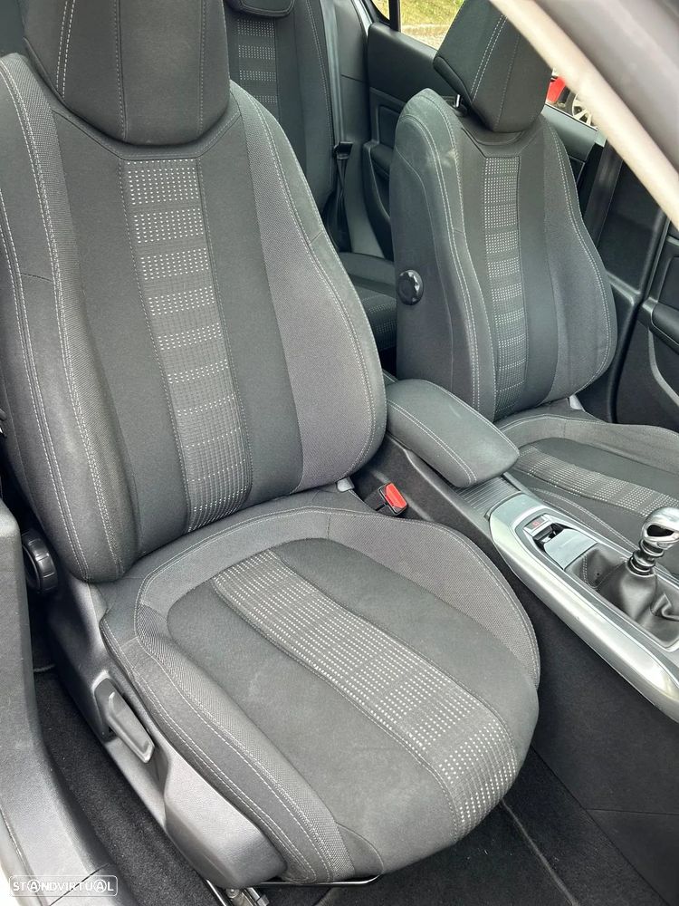 Peugeot 308 BlueHDi FAP 120 Stop & Start Allure - 32