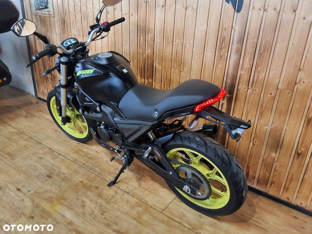 Moto Magnus Inny - 11