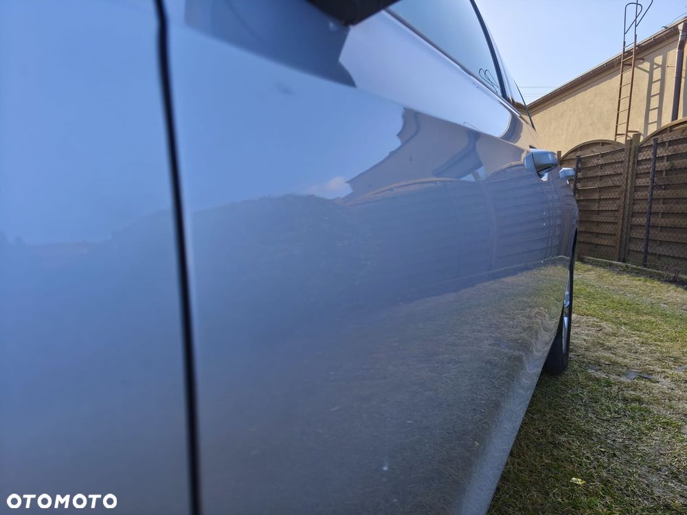 Volkswagen Golf 2.0 TDI Life - 12