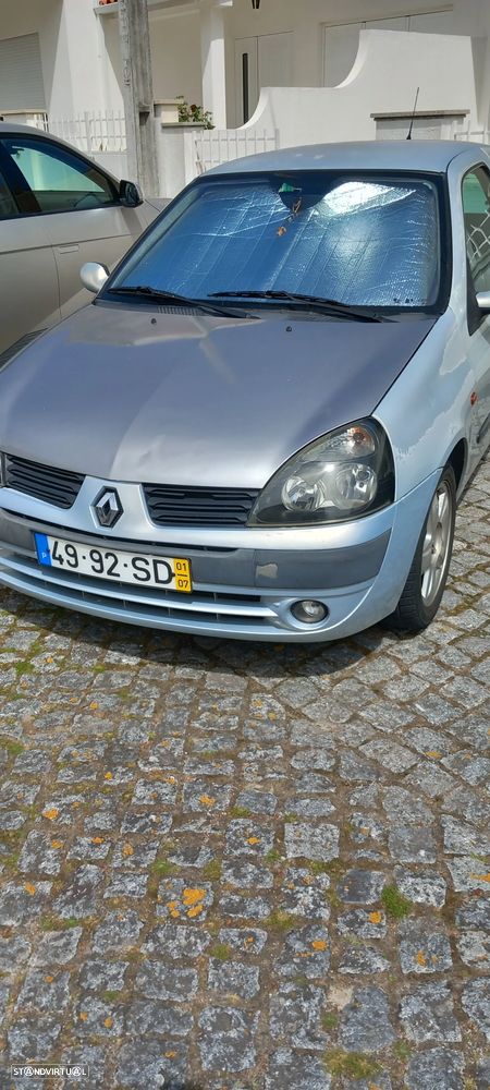 Renault Clio 1.2 16V Dynamique - 4