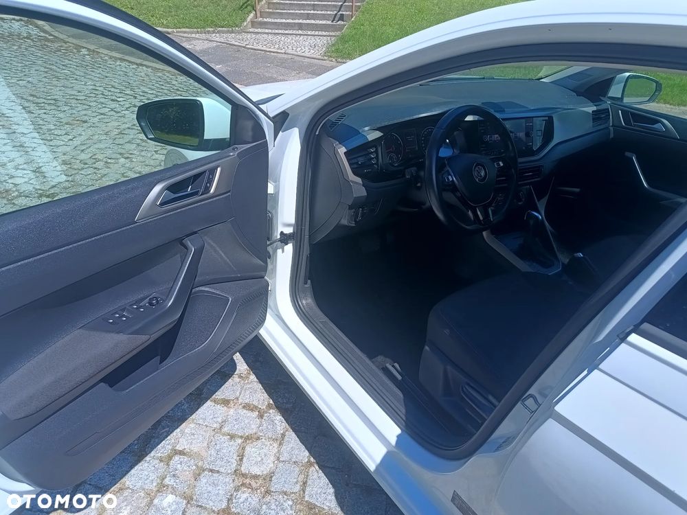 Volkswagen Polo - 18