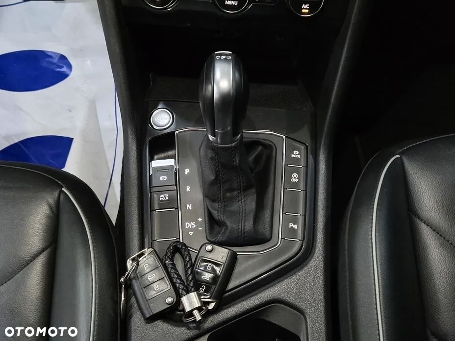 Volkswagen Tiguan - 15