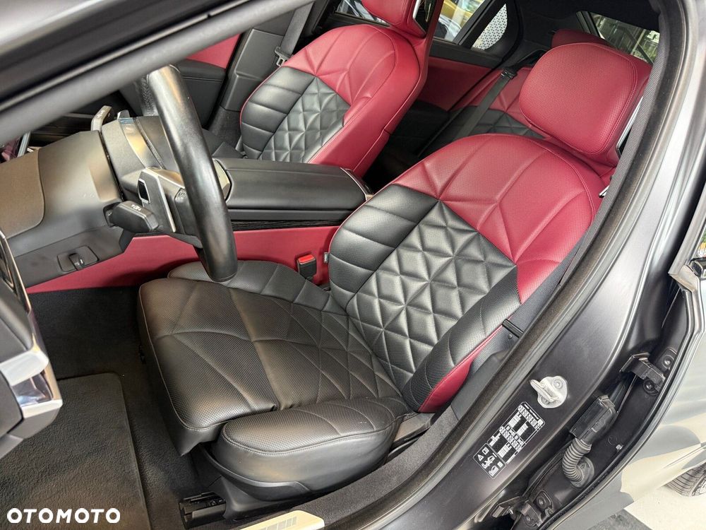 BMW Seria 7 - 24