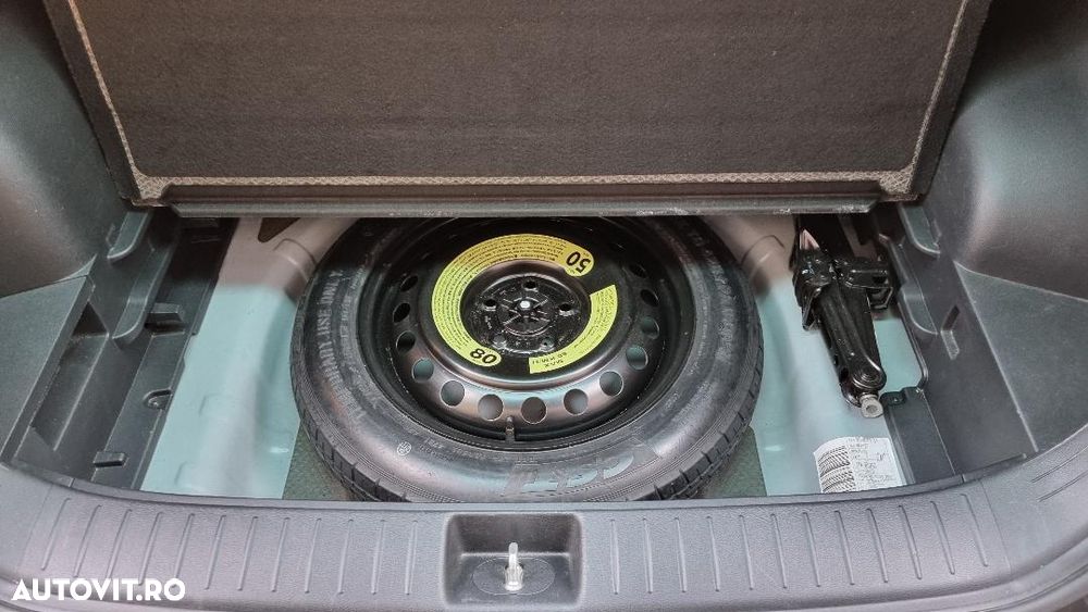 Kia Sportage 1.6 T-GDI HEV 6AT 4x2 Style - 6