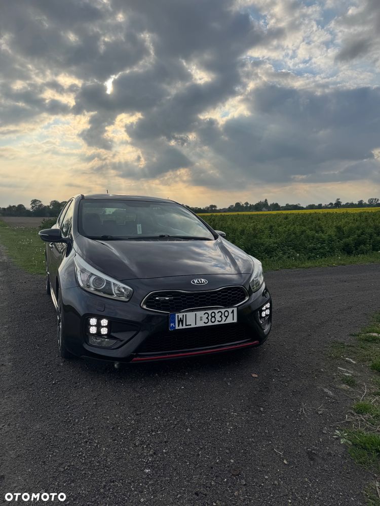 Kia Ceed 1.6 T-GDI GT - 1