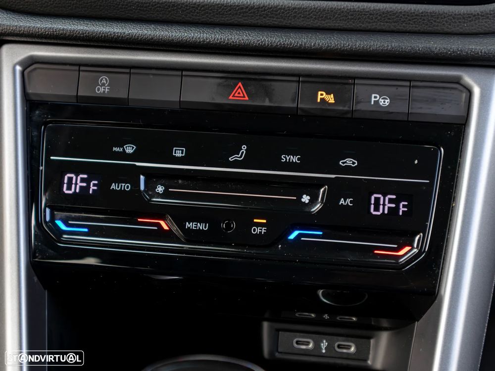 VW T-Roc 1.0 TSI Urban - 18