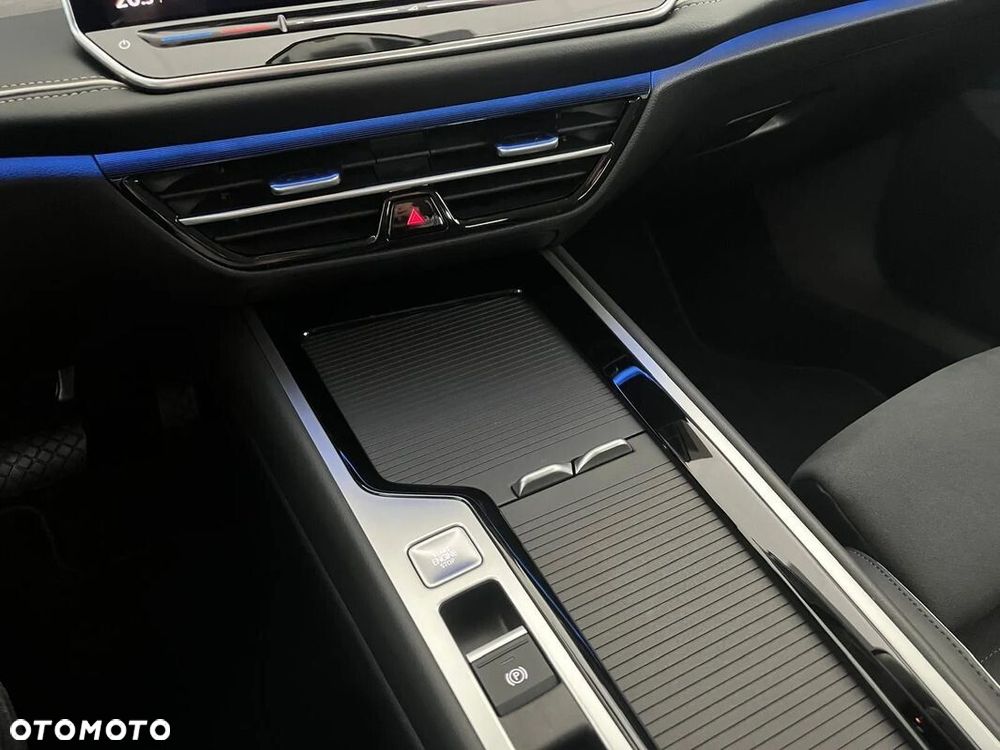 Volkswagen Passat Variant 1.5 TSI EVO Elegance DSG - 36