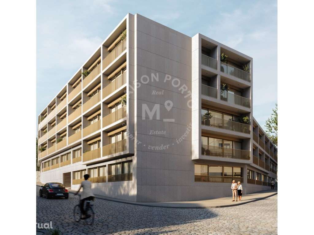 Apartamento T1 com Varanda e Lugar de Estacionamento inserido em Co... - Grande imagem: 2/33