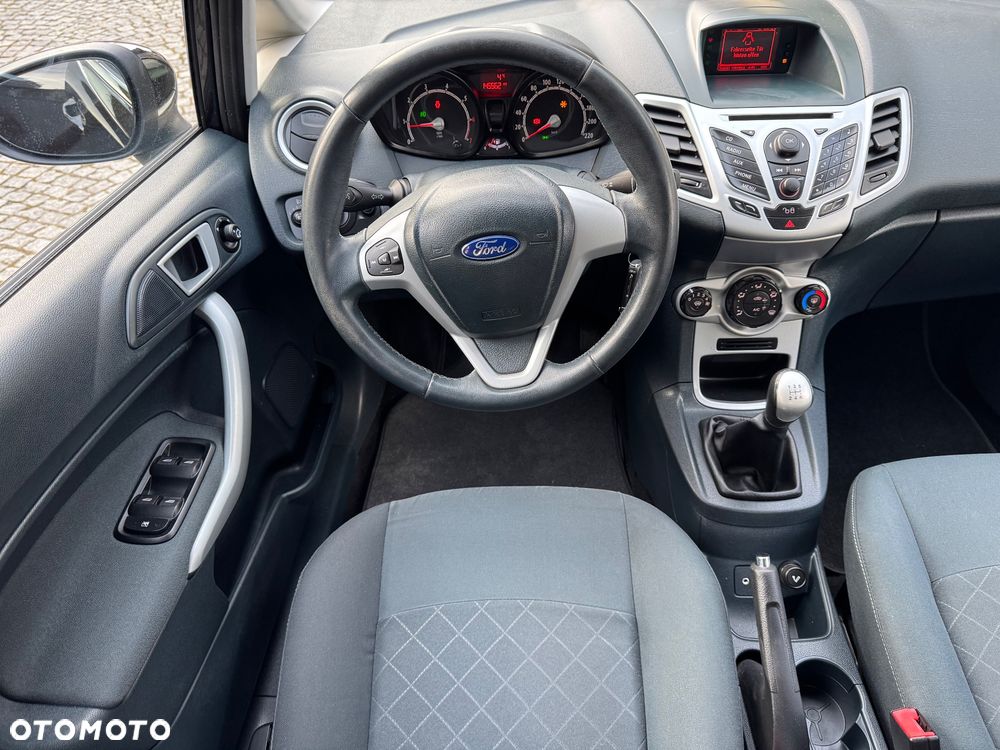 Ford Fiesta 1.25 Champions Edition - 14