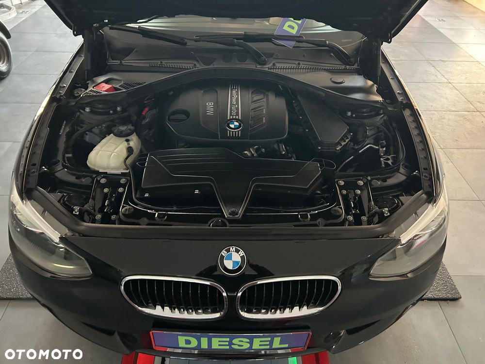 BMW Seria 1 118d Sport Line - 13