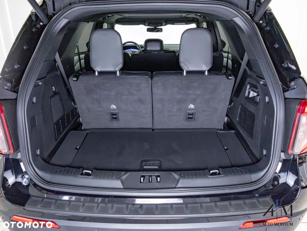 Ford Explorer 3.0 EcoBoost PHEV 4WD ST-Line - 30