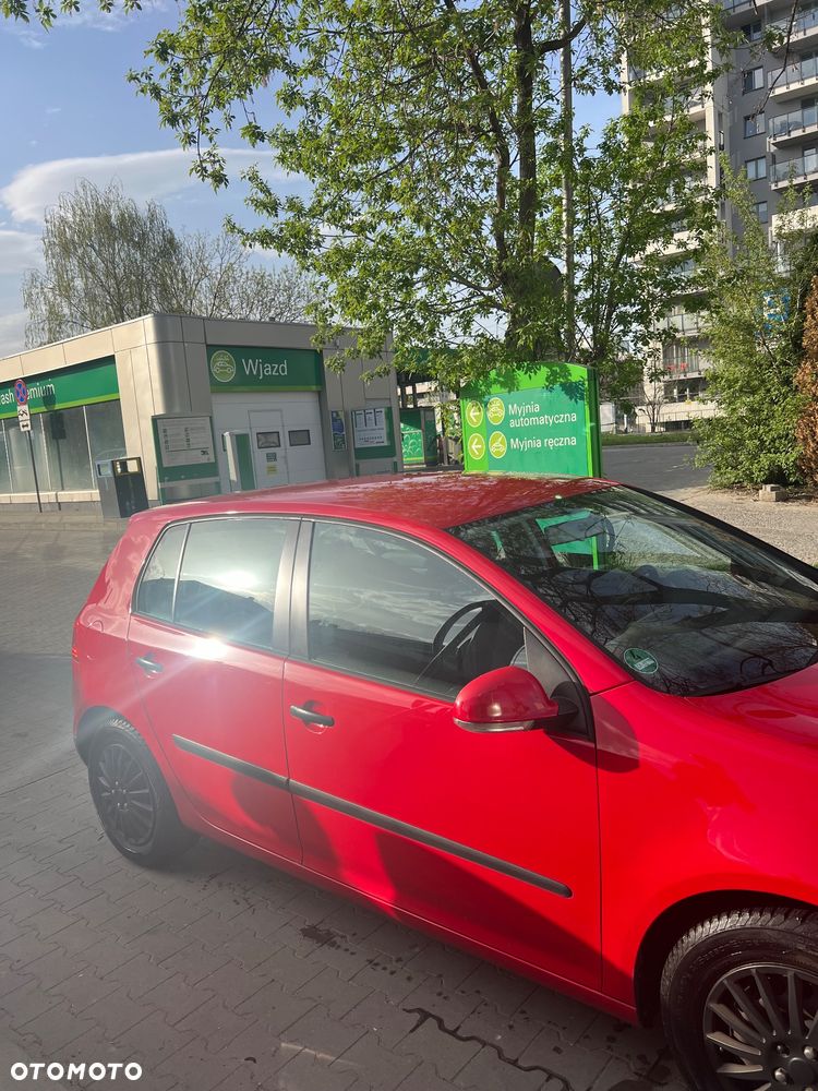 Volkswagen Golf - 10