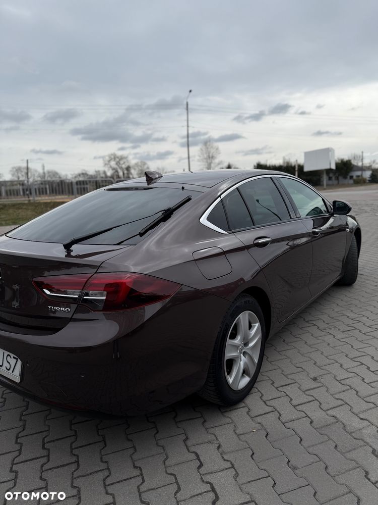 Opel Insignia 1.5 T Innovation S&S Eco - 24