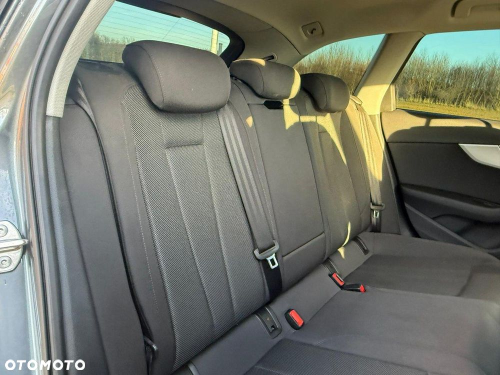 Audi A4 Avant 35 TDI S tronic design - 18