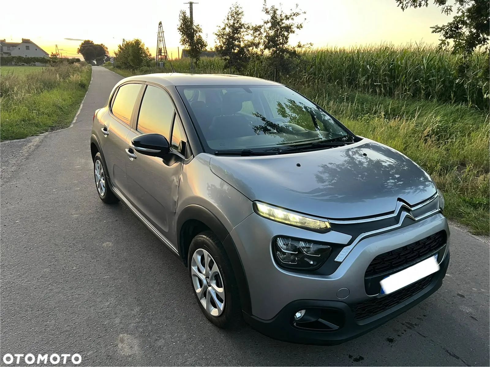 Citroën C3 BlueHDi 100 S&S PLUS - 1