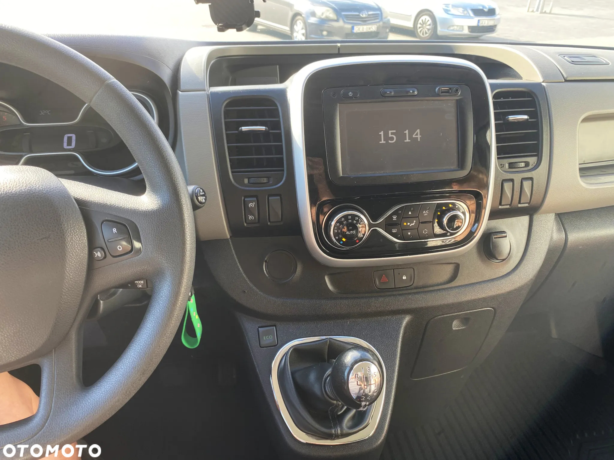 Renault Trafic - 16