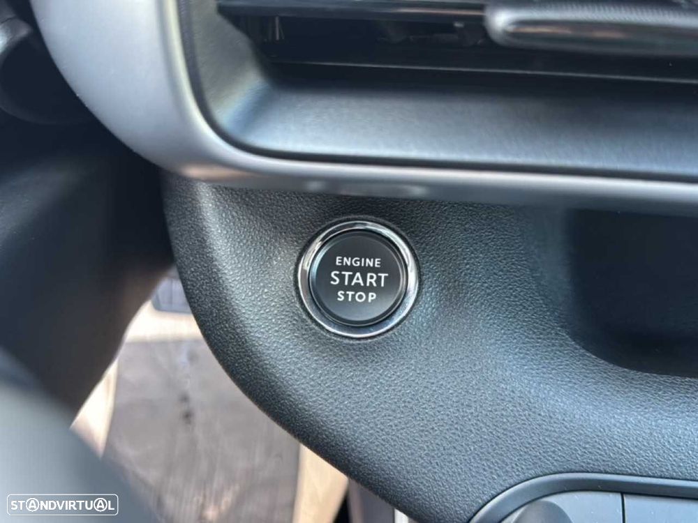 Jeep Avenger 1.2 e-Hybrid Altitude DCT - 17