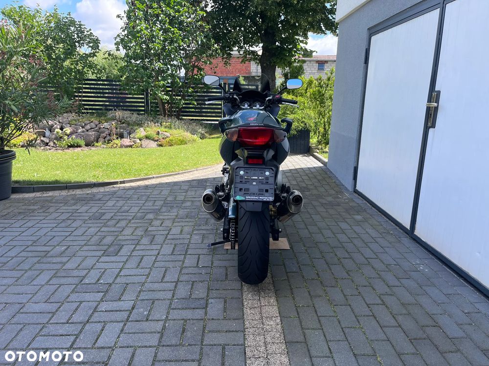 Honda CBF - 8
