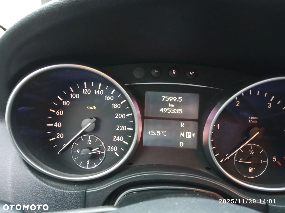 Mercedes-Benz ML - 9