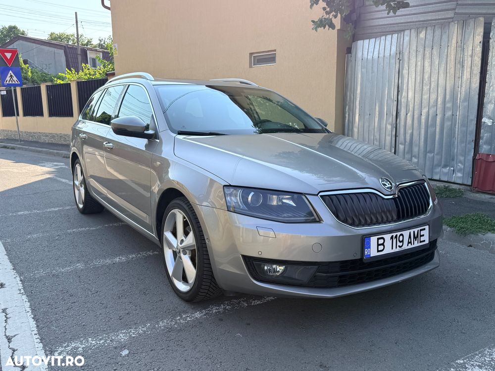 Skoda Octavia 1.6 TDI ELEGANCE DSG - 1