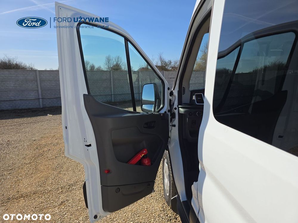 Ford Transit - 22