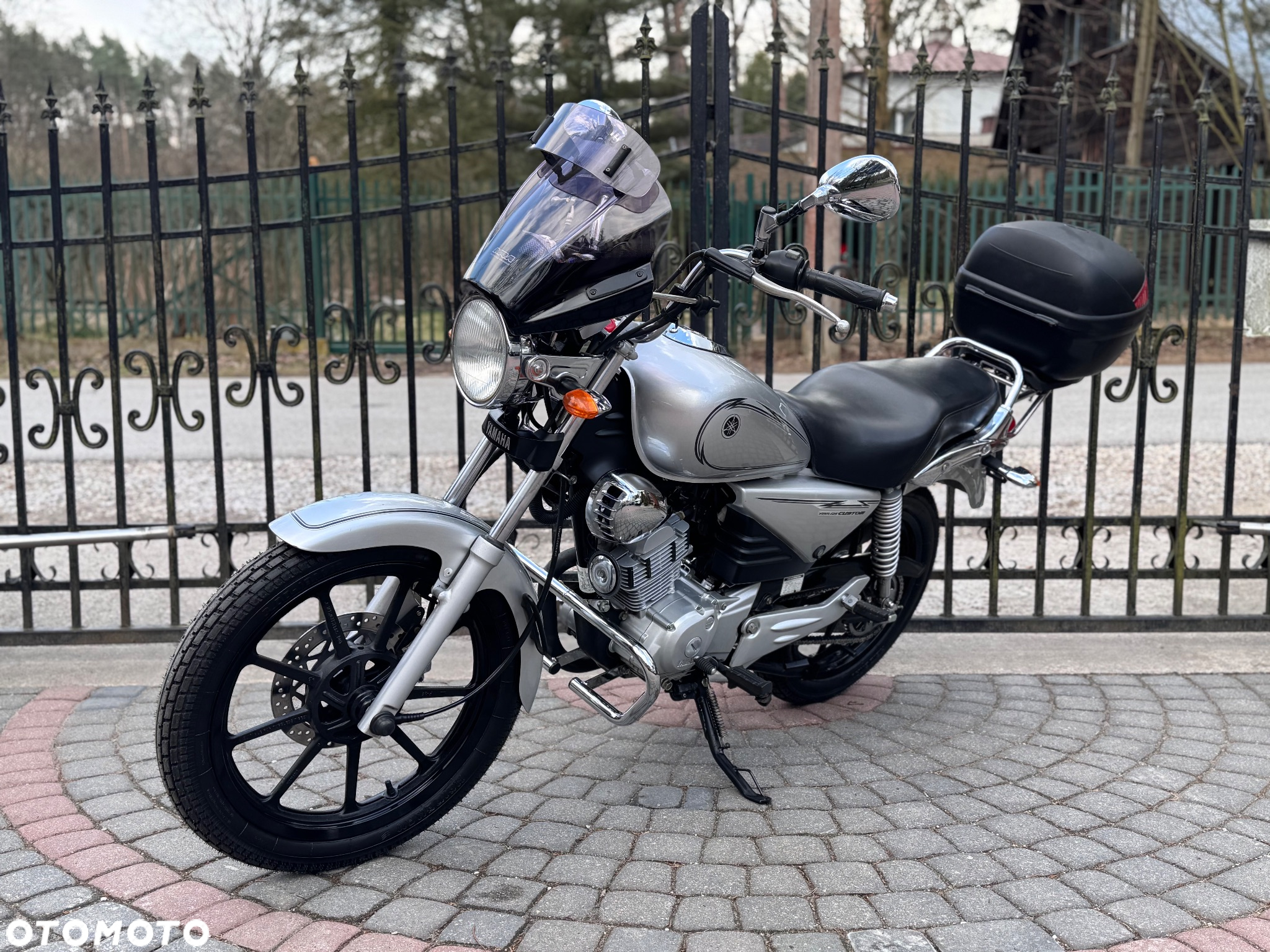 Yamaha YBR - 5