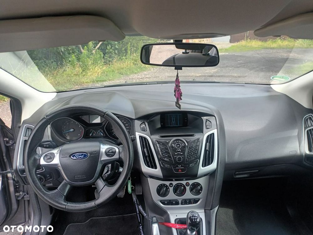Ford Focus - 9