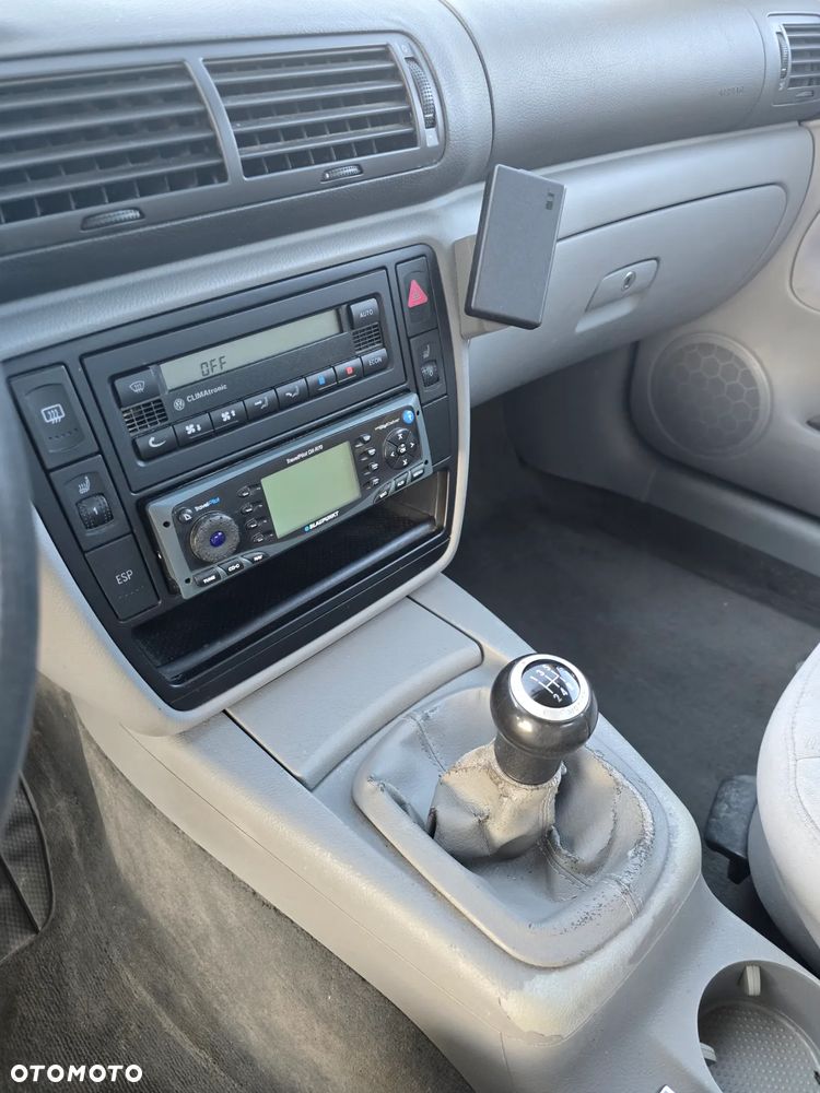 Volkswagen Passat 2.0 Comfortline - 11