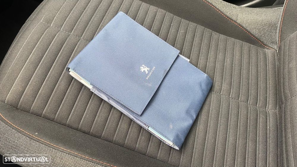 Peugeot 2008 1.5 BlueHDi Active Pack - 50