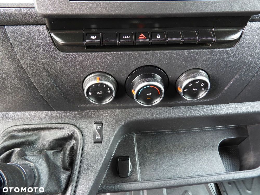 Renault MASTER WYWROTKA TEMPOMAT LEDY BLIŹNIACZE KOŁA KLIMATYZACJA  130KM - 38